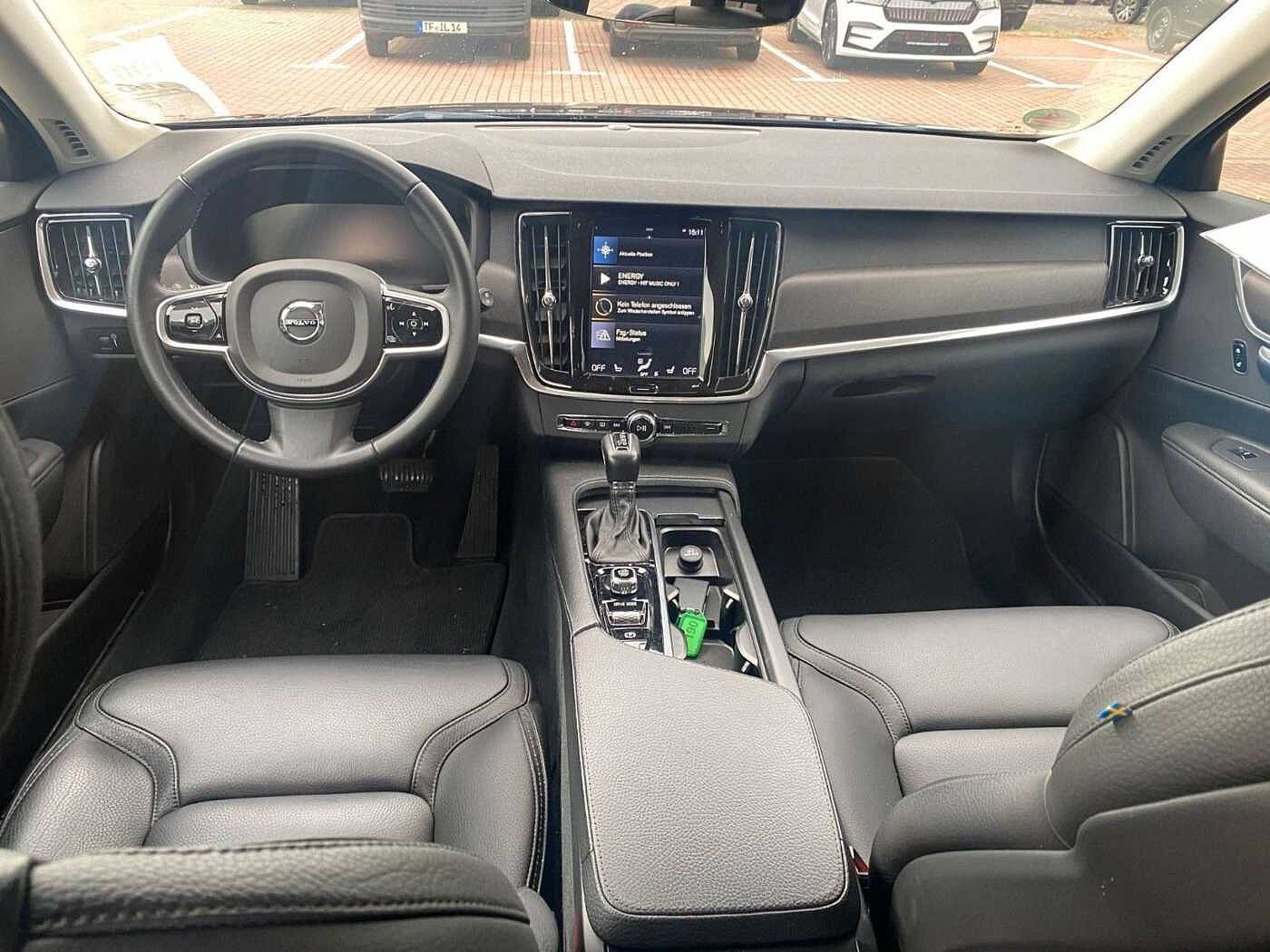 Volvo  V90 CC D5 AWD*IntelliSafe*Kyeless-Drive*LED*RFK