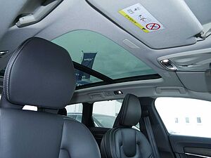 Volvo  CC D5 AWD PDC SHZ KAMERA NAVI LED 360°