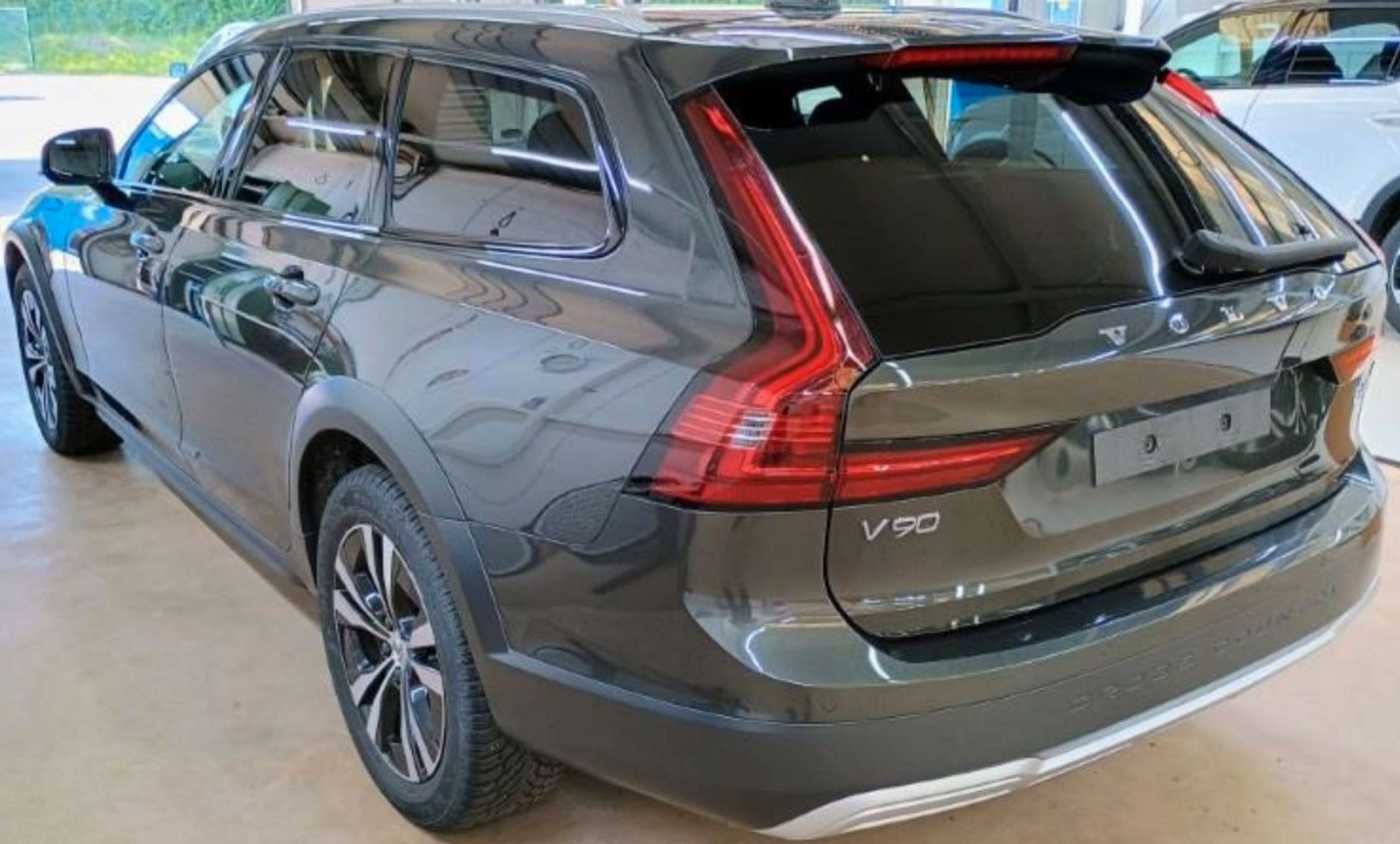 Volvo  Pro*AWD*AHK*Standheizung*RFK