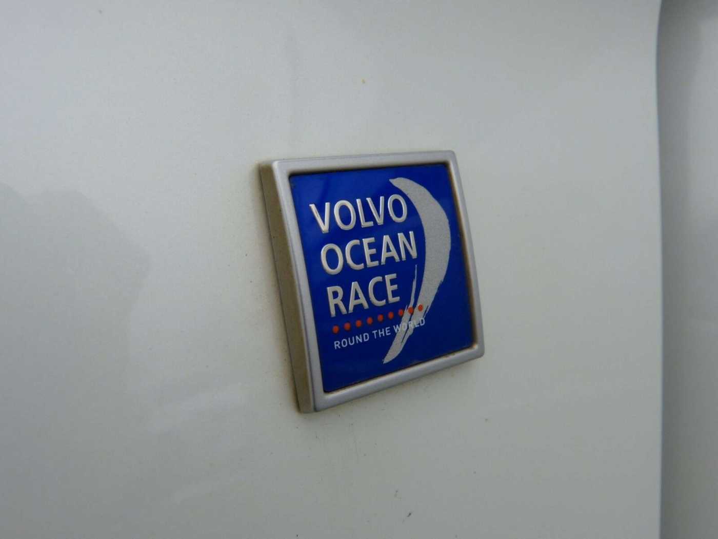 Volvo  D4 Ocean Race*Business*Licht*Abstandsradar