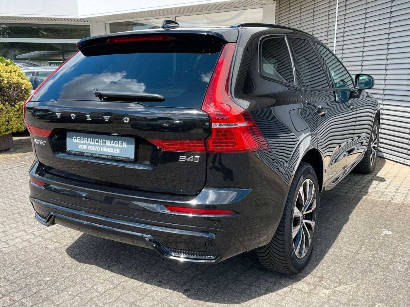 Volvo  Plus Dark*AWD*Standheizung*Licht-Paket*