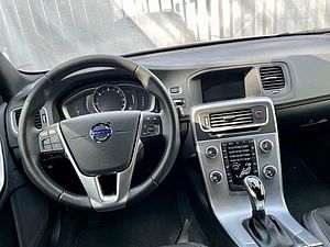 Volvo  Country D4 AWD Plus Klima Xenon Navi