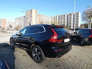 Volvo  D5 AWD R-Design Klima Navi Rückfahrkamera