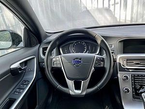 Volvo  Country D4 AWD Plus Klima Xenon Navi
