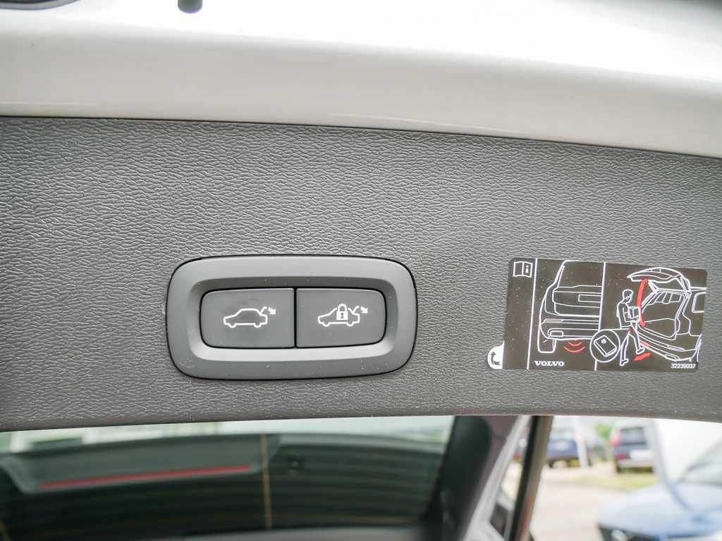 Volvo  SHZ NAVI LED