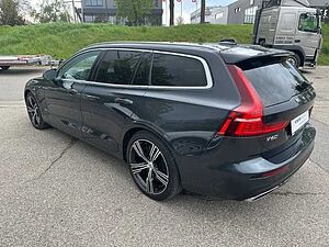 Volvo  V60 T8 TWIN ENGINE AWD Automatikgetriebe (223+65kW/303+87PS) Inscription