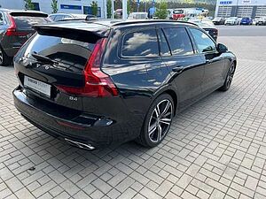 Volvo  V60 R-Design, B4 Mild-Hybrid Diesel