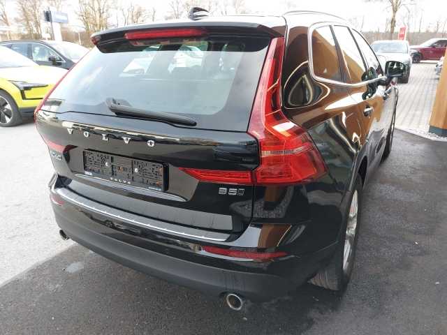 Volvo  XC60 Momentum Pro, B5 Mild-Hybrid Diesel AWD