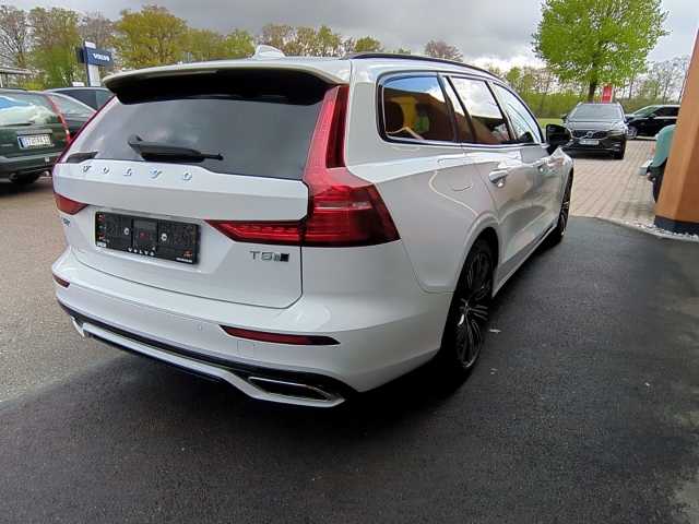 Volvo  V60 T5 AWD Automatikgetriebe (184kW/250PS) R-Design