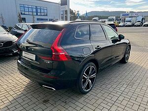 Volvo  XC60 T8 TWIN ENGINE AWD Automatikgetriebe (223+65kW/303+87PS) R-Design