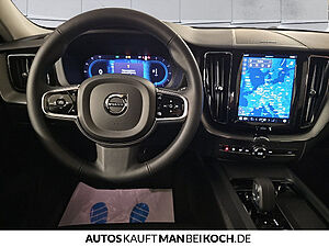 Volvo  XC60 Plus, B4 Mild-Hybrid, Diesel, Dark