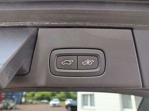 Volvo  D5 Inscription AWD, B&W, SD,