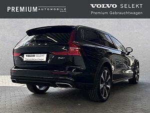 Volvo  Cross Country Pro AWD B4 HUD ACC Pano