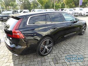 Volvo  Kombi Plug-In Hybrid EU6d-T T8 AWD Twin Engine Geartronic Inscription