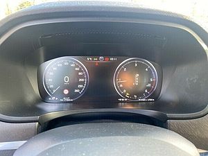 Volvo  D4 AWD GEARTRONIC CROSS COUNTRY LED LEDER