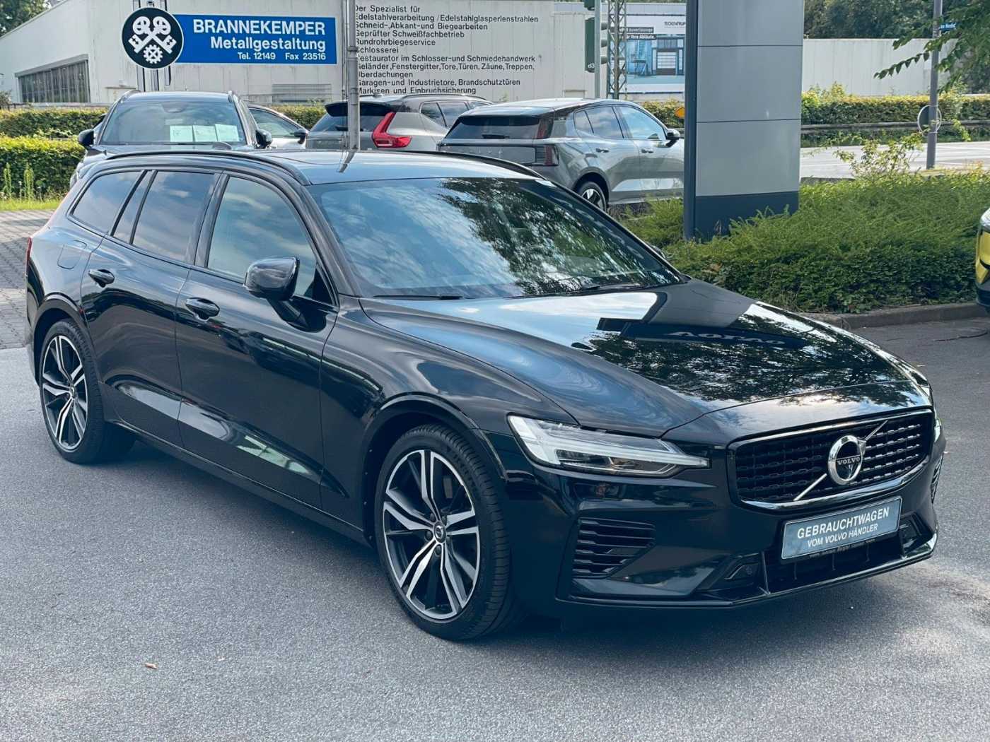 Volvo  T8 R Design Recharge Pano AHK Navi 360*