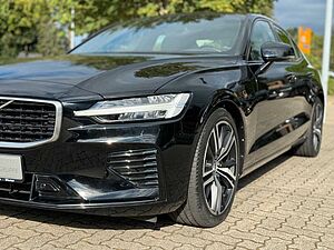 Volvo  T8 Twin Engine AWD Geartr- R-DESIGN - Sthz -