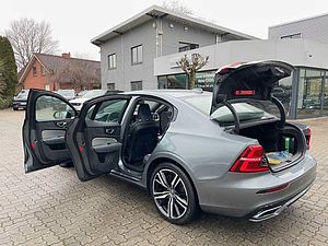 Volvo  T8 Recharge AWD Geartr. R-DESIGN - Sthzg -