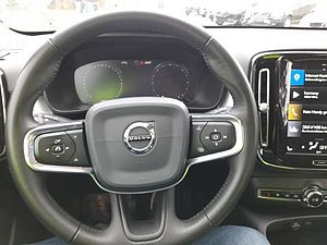 Volvo  Momentum D3 150PS Schaltgetriebe Navi digitales Co
