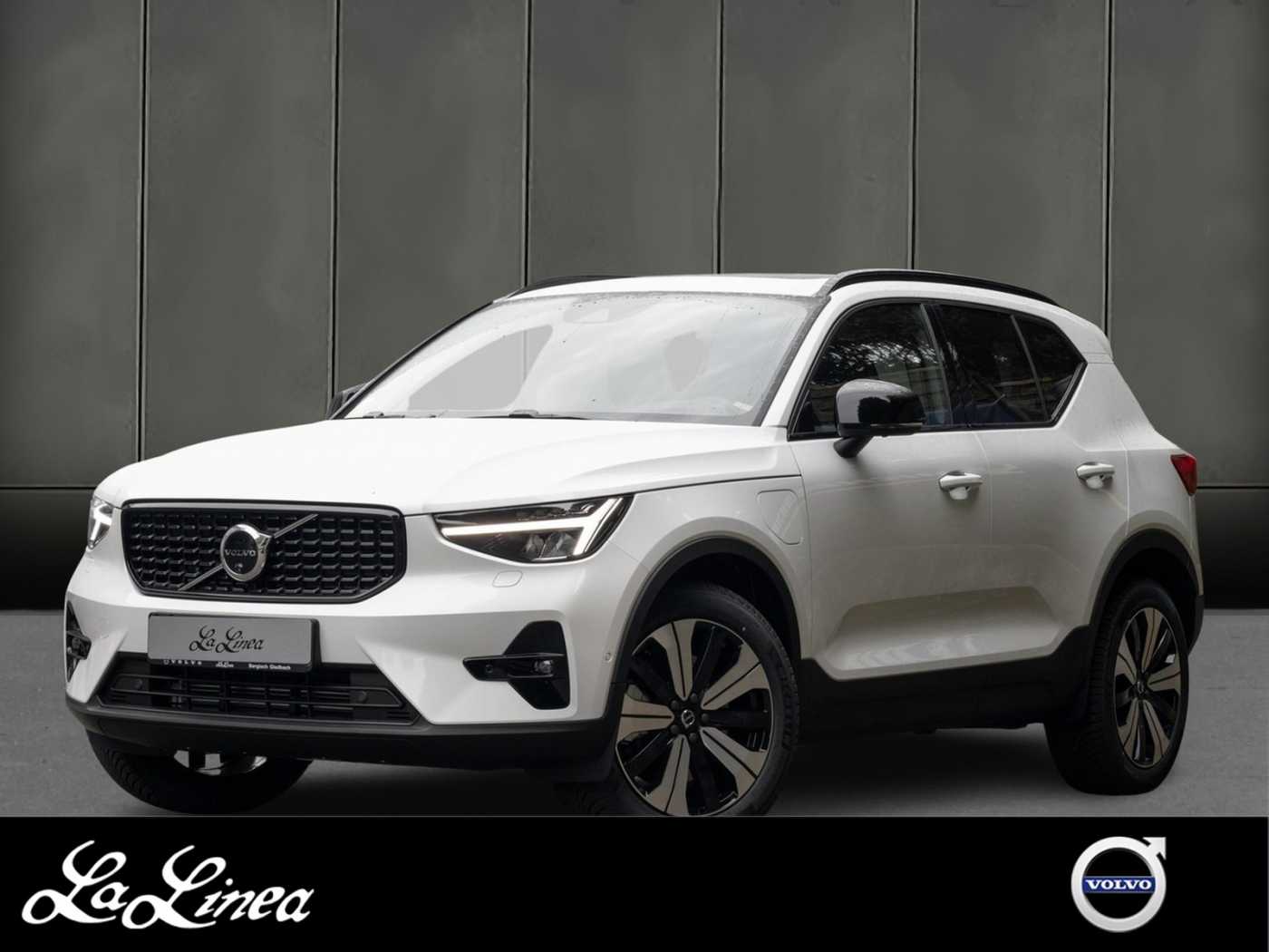 Volvo  XC40 Recharge Ultimate, T5 Plug-in Hybrid, Elektrisch/Benzin, Dark