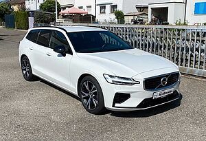 Volvo  T8 R-Design Plug-In Hybrid AWD