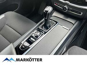 Volvo  XC60 D4 Schaltgetriebe (140kW/190PS) Momentum Pro