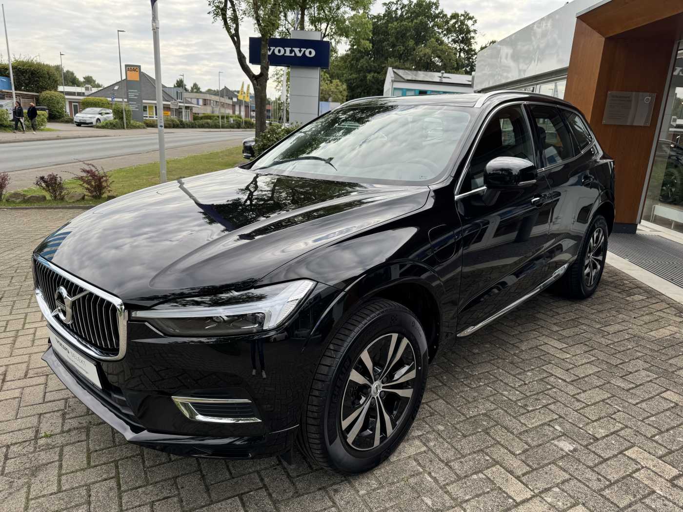 Volvo  T6 AWD Inscription Expression