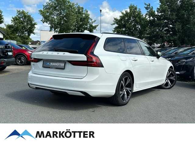 Volvo  T6 R Design AWD Expression Recharge ACC/HUD