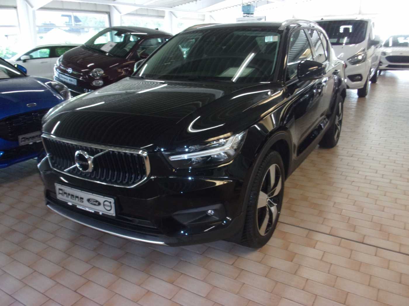 Volvo  XC40 Momentum Pro, T2 Schaltgetriebe