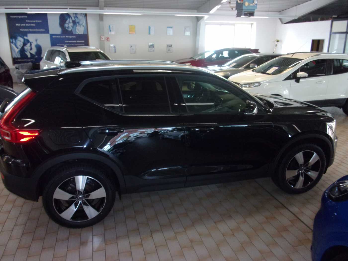 Volvo  XC40 Momentum Pro, T2 Schaltgetriebe