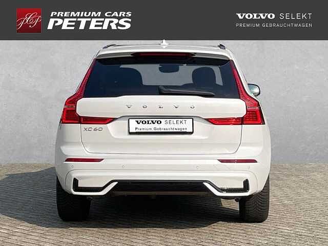 Volvo  R Design B4 19''LM Google ACC Pano 360 kam DAB Harman