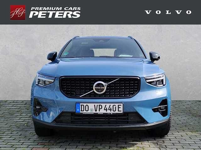 Volvo  Ultimate Dark T4 19''LM 360kam DAB BLIS WSShz Navi Leder digitales Cockpit