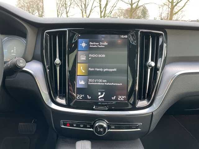 Volvo  R Design T6 Recharge Pano AHK Harman DAB BLIS Thors Hammer