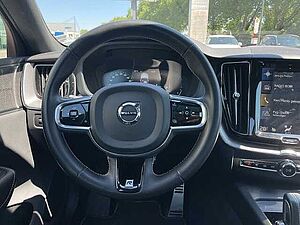 Volvo  R Design T8 AHK Pano ACC DAB 360Kam Harman Keyless