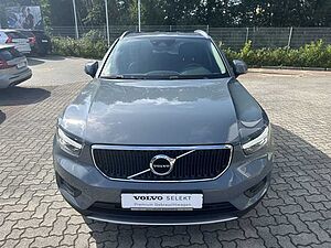 Volvo  XC40 D3 Schaltgetriebe (110kW/150PS) Momentum Pro