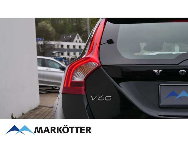Volvo  D4 R-Design Navi/Xenon/PDC/Digitaltacho/AHK