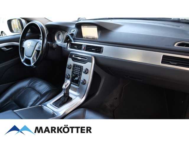 Volvo  D4 AWD Momentum /AHK/5-Zylinder/Scheckheftg. /