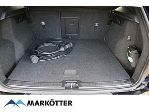 Volvo  T4 Recharge R-Design ACC/360/Pano/20-Zoll/H&K