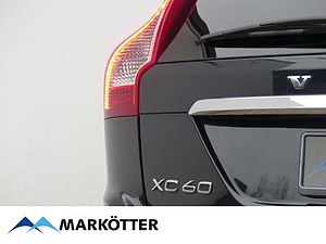 Volvo  D3 Momentum Navi/2xPDC/Pano/Family-P. /AHK