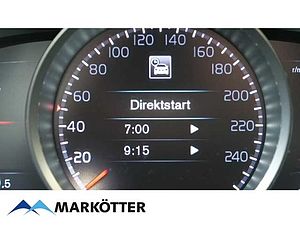 Volvo  D4 AWD Summum /Standheizung/AHK/Xenon/