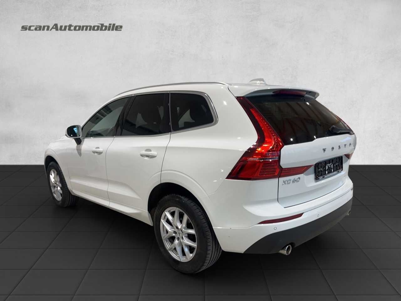 Volvo  XC 60 Momentum Pro AWD Bluetooth Navi LED Klima Einparkhilfe el. Fenster