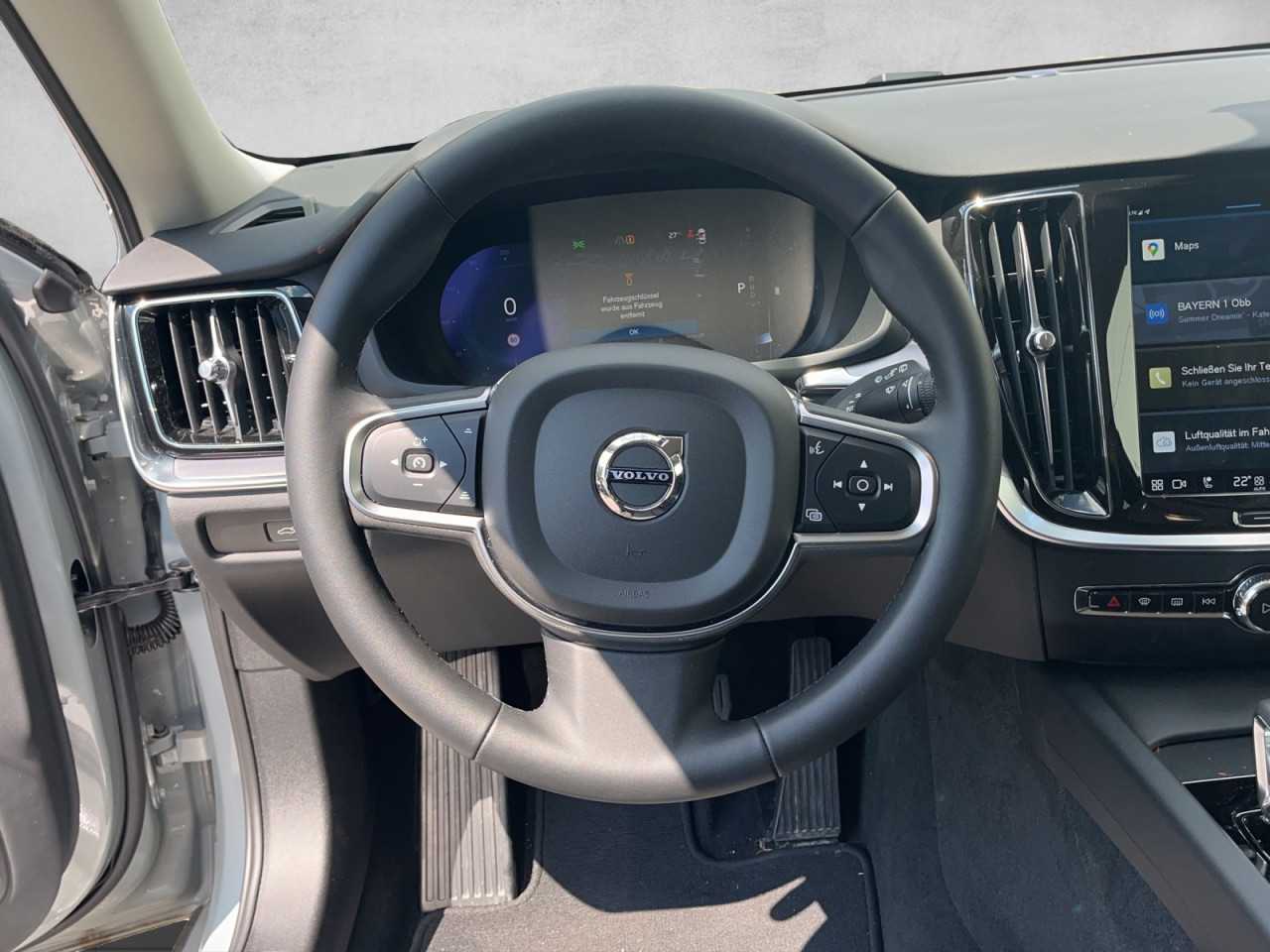 Volvo  V60 Core Bluetooth Navi LED Klima Einparkhilfe el. Fenster