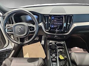 Volvo  XC 60 R Design AWD Bluetooth Navi LED Klima Einparkhilfe el. Fenster