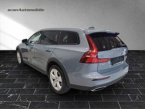 Volvo  V60 CC Pro AWD Bluetooth Navi LED Vollleder Klima Einparkhilfe el. Fenster