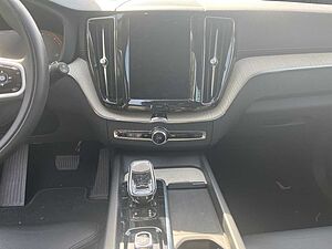 Volvo  XC 60 Inscription AWD Bluetooth Navi LED Vollleder Klima Einparkhilfe el. Fenste