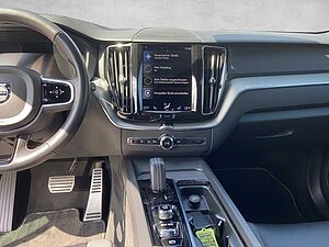 Volvo  XC 60 R Design 2WD Bluetooth Navi LED Klima Einparkhilfe el. Fenster