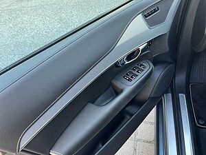 Volvo  XC 90 R Design AWD Bluetooth Navi LED Klima Einparkhilfe el. Fenster