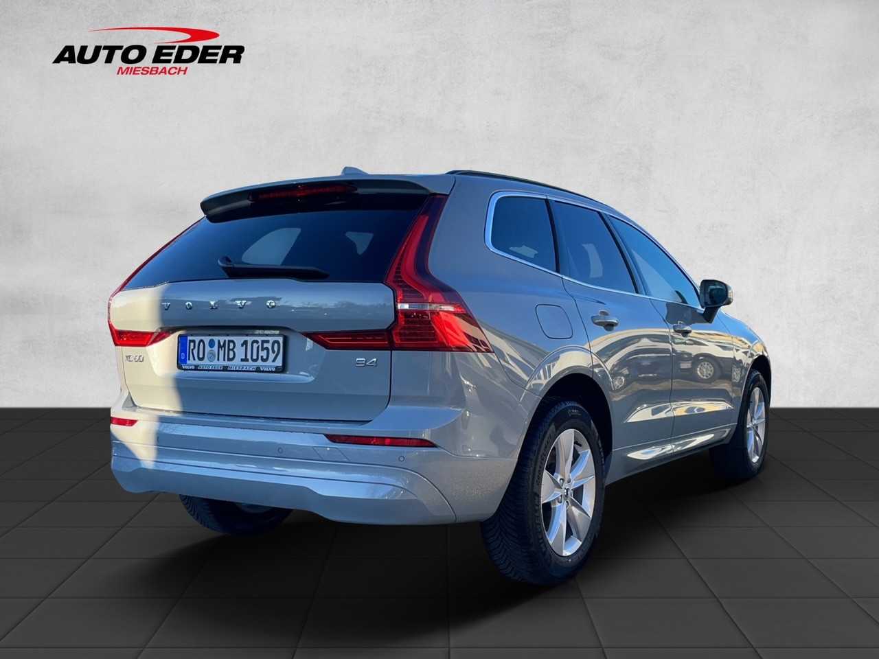 Volvo  XC60 B4 Core 2WD