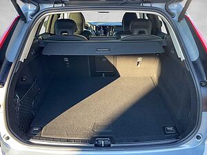 Volvo  XC60 B4 Core 2WD