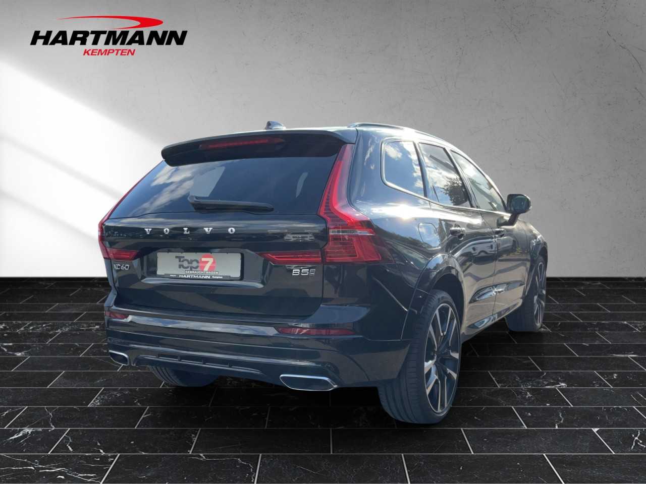 Volvo  XC 60 R Design AWD Bluetooth Navi LED Klima Einparkhilfe el. Fenster